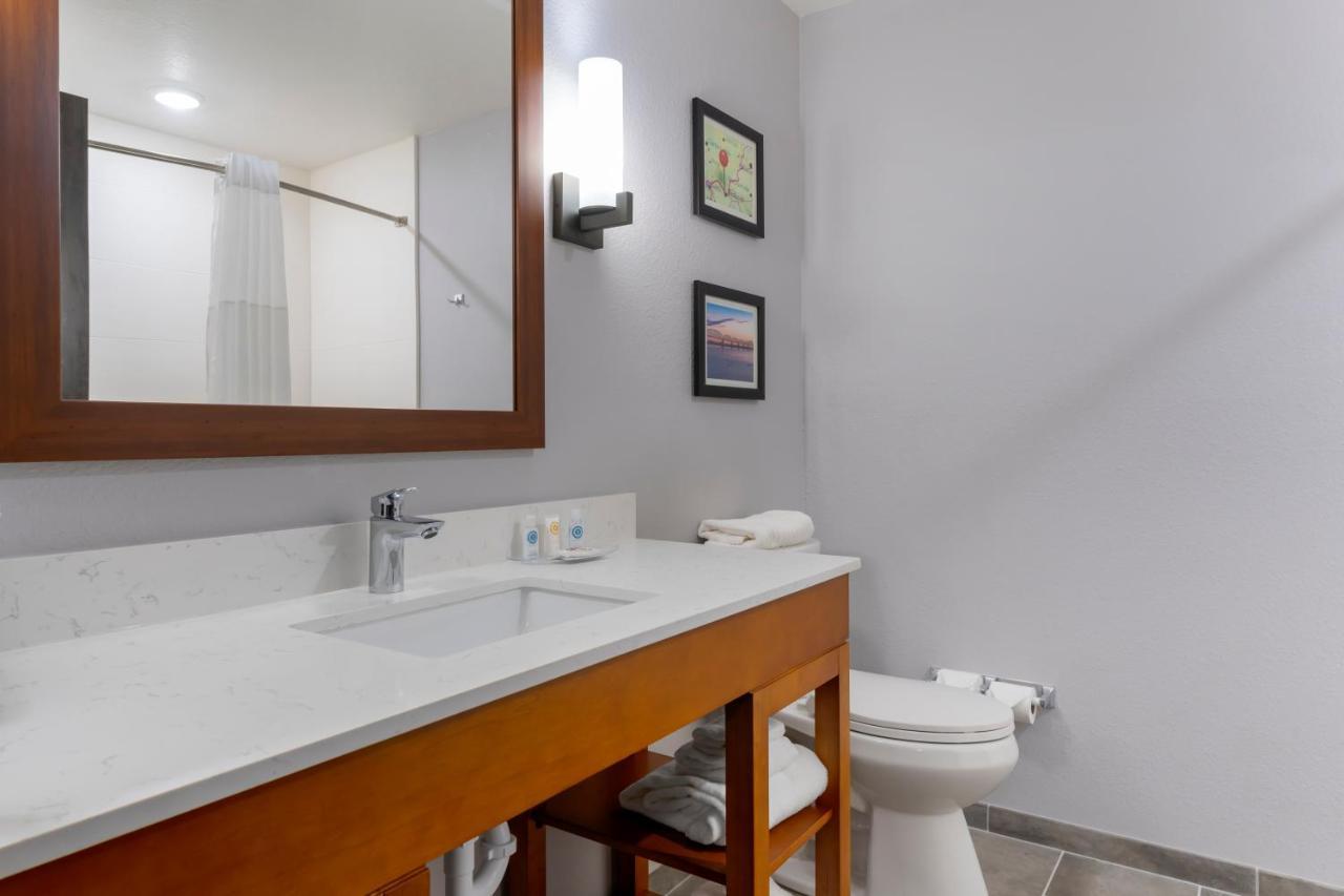 Comfort Suites Падака Экстерьер фото