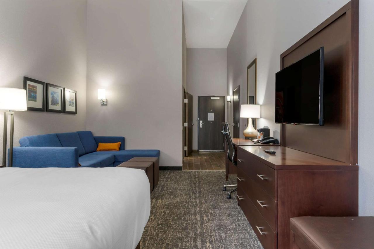 Comfort Suites Падака Экстерьер фото