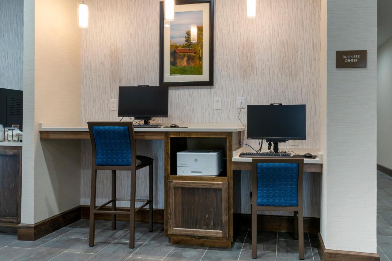 Comfort Suites Падака Экстерьер фото