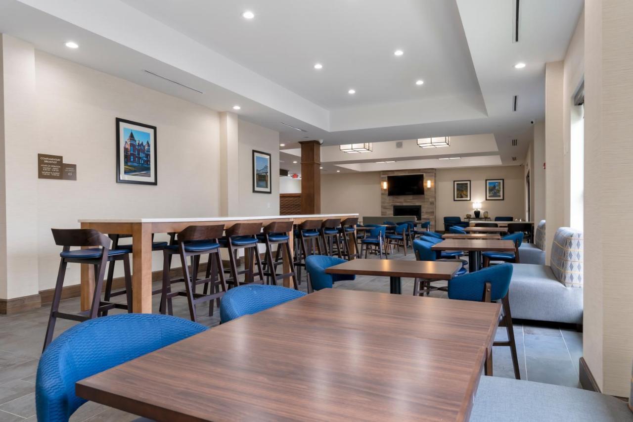 Comfort Suites Падака Экстерьер фото
