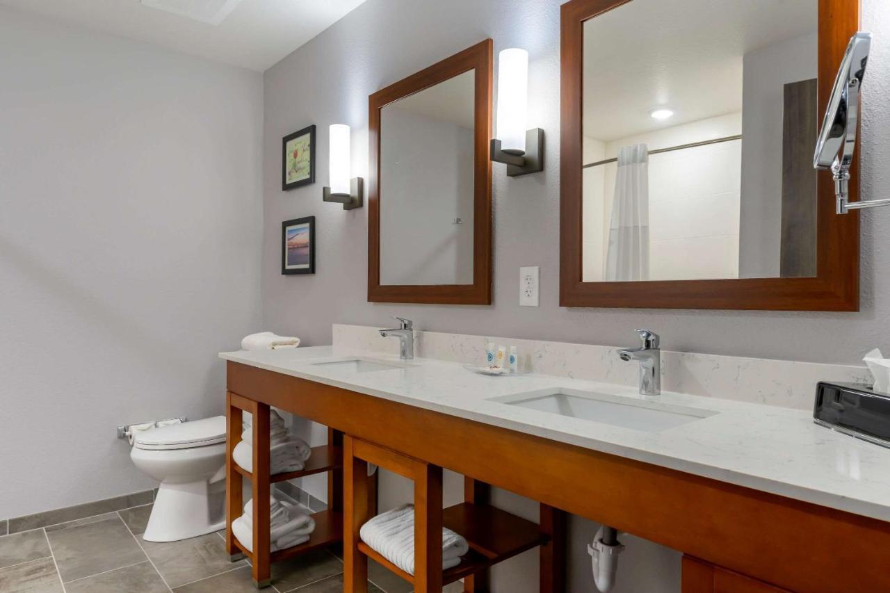 Comfort Suites Падака Экстерьер фото