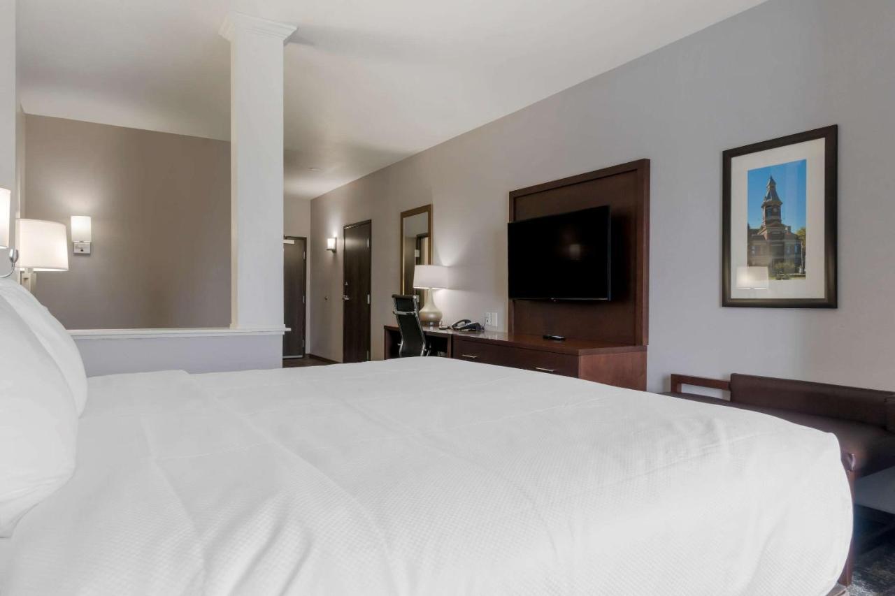 Comfort Suites Падака Экстерьер фото